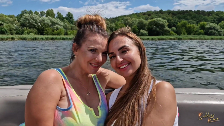 Goddess Lena: 船上での一日