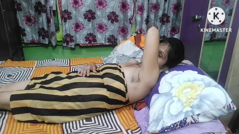 Saxesageth: 18살 소녀와 섹시