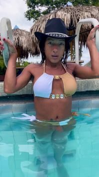 You Want to See Me Masturbate in the Pool?
