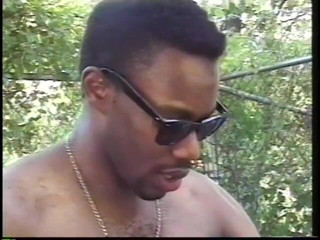 Vintage Usa: Big black cock sucking vintage pussy fucking in the Jacuzzi