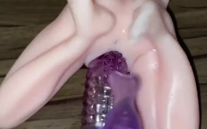 Greedy truck: Married Man Sent 18-year-old His Sex Toys on Snap Chat