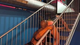 Encontro mascarado com perversão