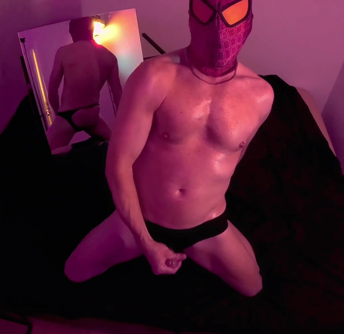 Gay80cum: Spiderman arrapa