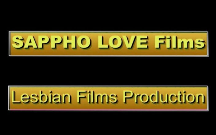 SapphoFilms - By Nikoletta Garian: Echte lesbische meisjes zoenen en houden van