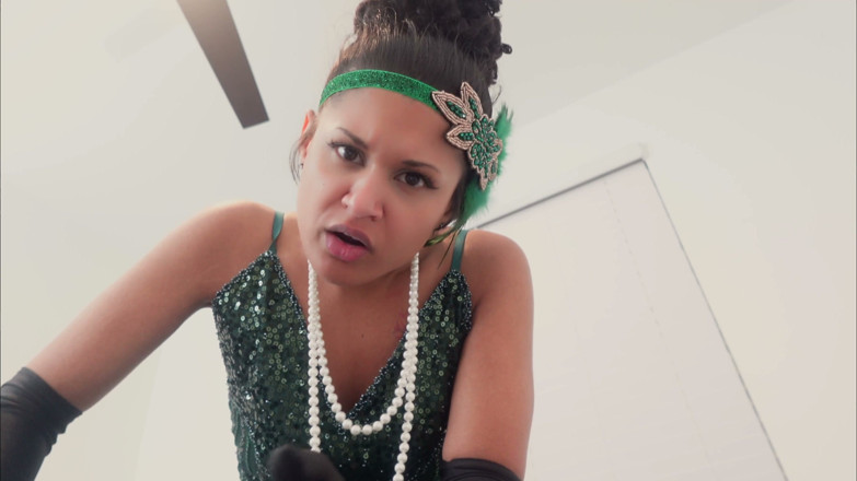 Kink in Time: Calissa 1920s Giantess