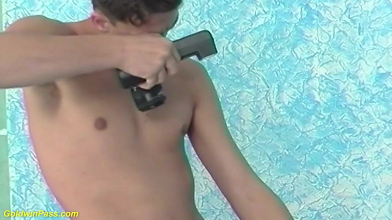 Goldwin pass: Sexy flaca pelirroja perra en pantimedias follada