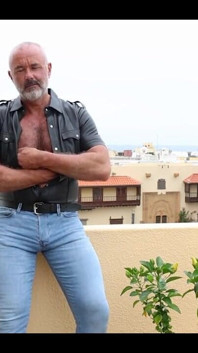 Little Teaser, in Jeans This Time