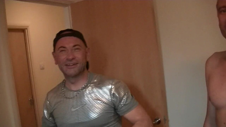 Jess Royan XXX: Jess Royan zerżnięta na oklep przez Alexa Harda