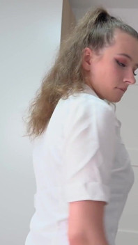 Sekretärin Ritzy wurde von ihrem chef bestraft, grober halsfick-blowjob für verpasste deadline und ein schmutziges sperma-gesicht-finish
