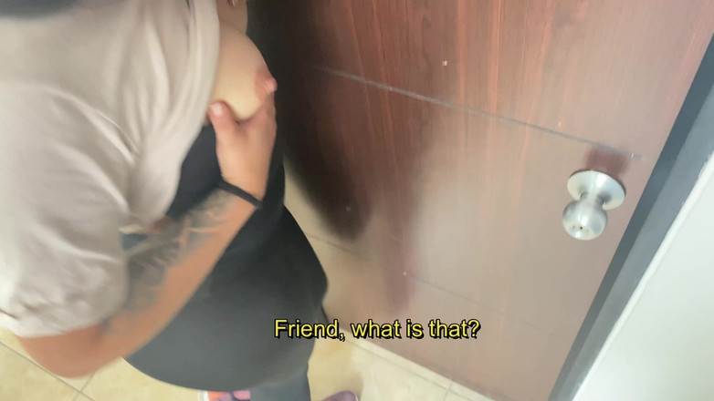 Naty Delgado: Bujna publiczna bujna!! Moja przyrodnia siostra odkrywa mnie, a następnie...