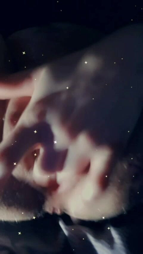 Silkyeye6969: 拍打我的阴户