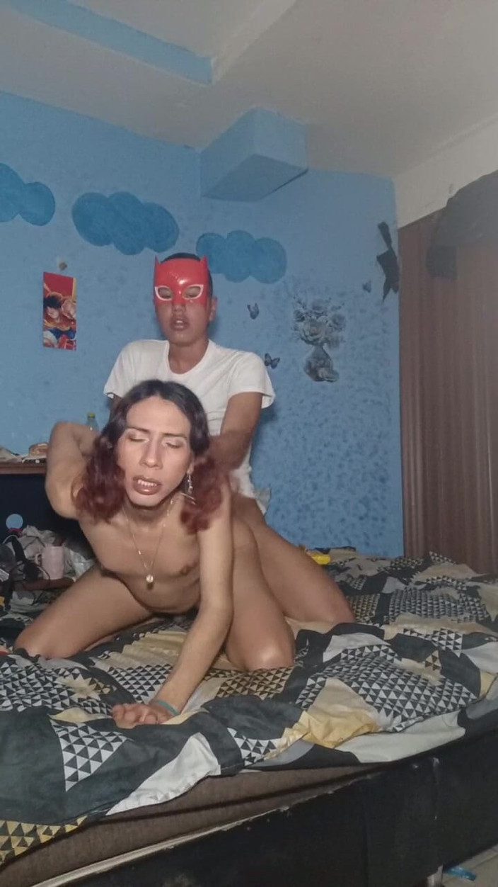 Femboy from Colombia: 1000096694.mp4