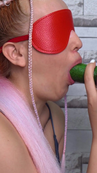 Sora vitregă înșelată în joc de fructe! I-a plăcut! Surpriză!
