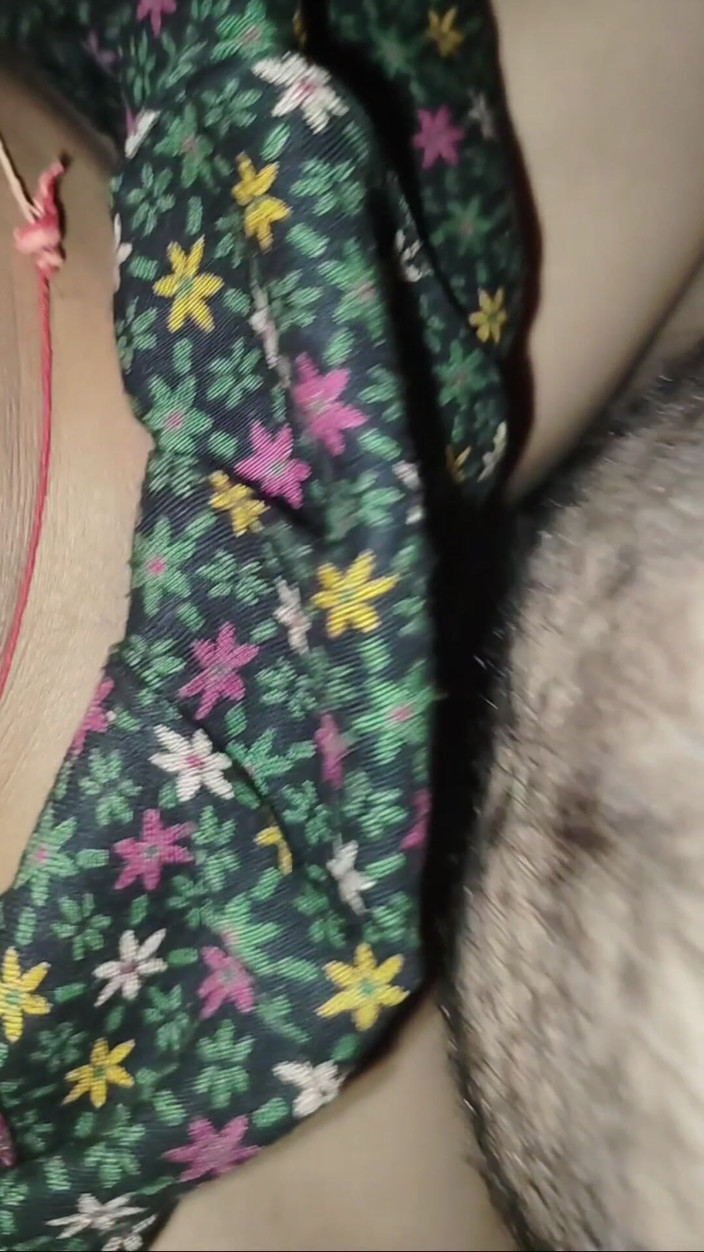 Desifukraa: Ošukal její těsnou kundičku tlustým čůrákem, ošukal si klitoris