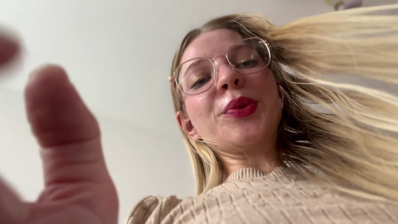 Goddess_Bella_Rae: Asmr premika tumhen sukh deti hai