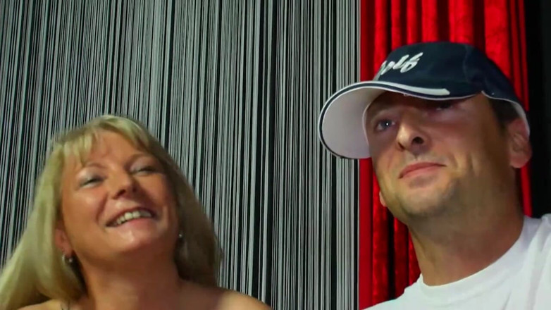 MCG Empire: Un vrai couple adore le sexe profond