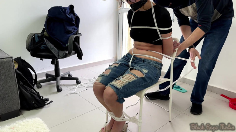 Miriam Slave: ミリアムの複数の繋がり