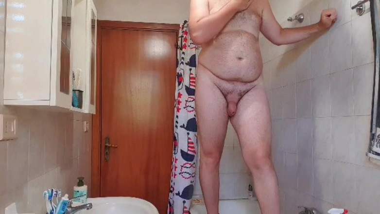 Mirko2589: Todo desnudo por 20 minutos para ti