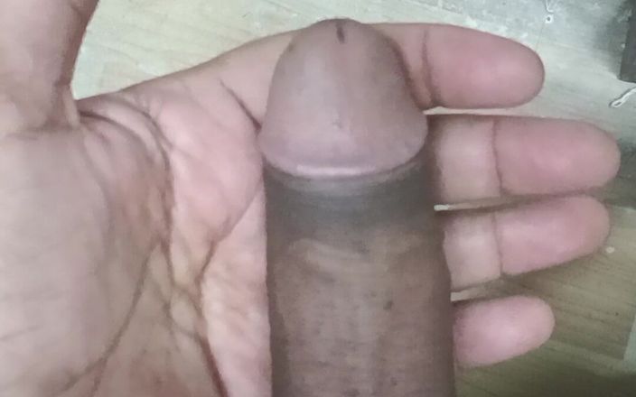 Jagtar: Pria gay terpanas