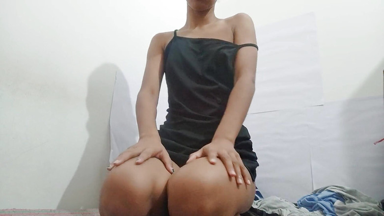 desigirl93: 大きなおっぱいを持つ美しいインドの女の子