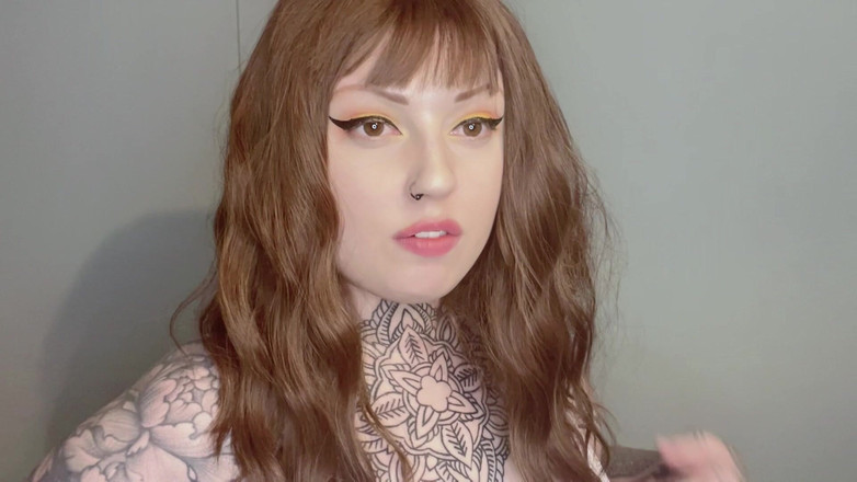 Miss Valentina: Compito schiavo swirlie