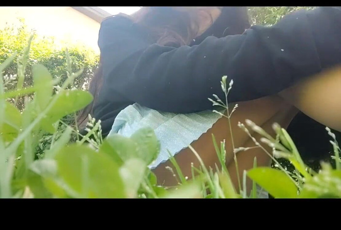 savannahamatoriale: Nie mogę uwierzyć w to, co widzę! Chantal burps, sika...