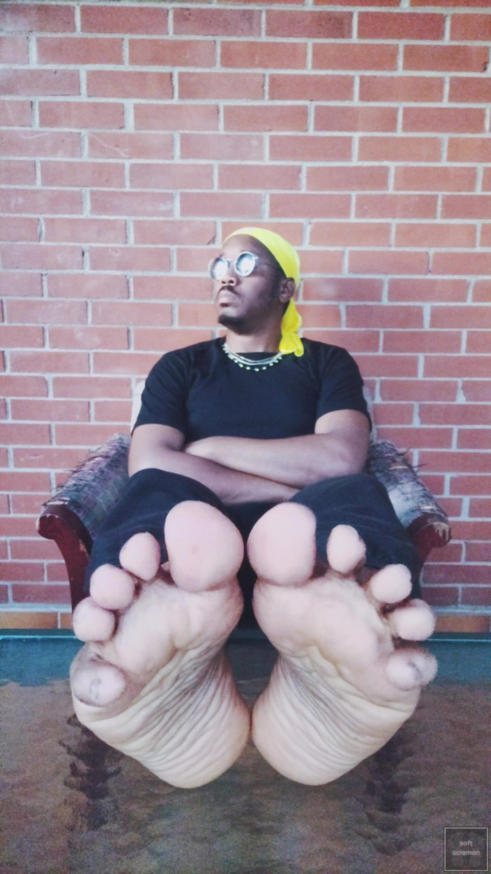 Soft Soleman: Moving Male Soles and Toes 2026