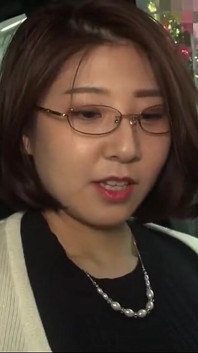 Bilingual Passion with Devoted Wife Miori Nikaido. - 1