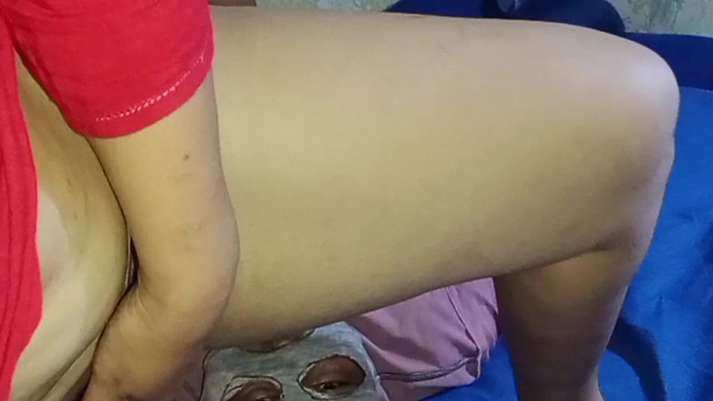 Babang endut: Min väns frus fitta full, slickad tills hon sprutade och...