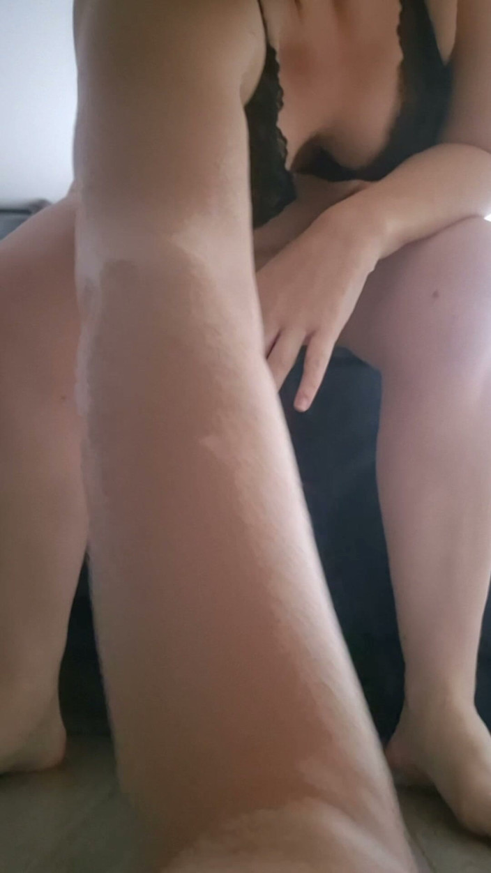 Sofy13: Come Eat My Pussy and Fuck My Ass