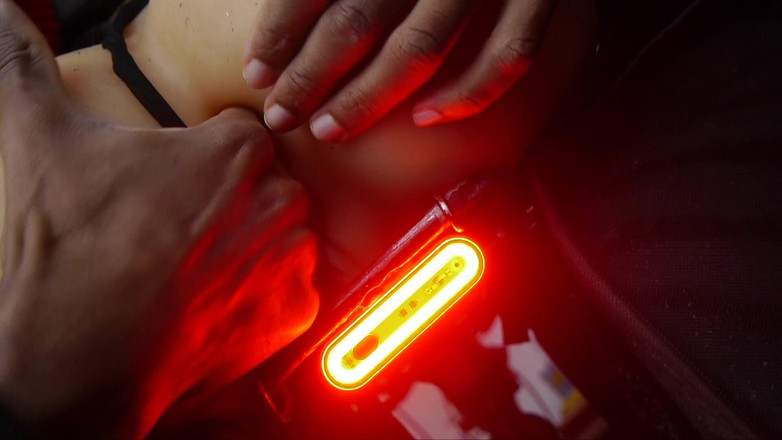 Dorian DomTop: Svart knulla hans leksak