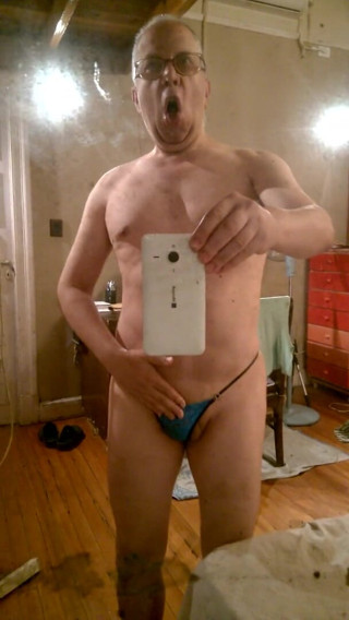 Dildo Man and Cross Hard Sex: Video selfie