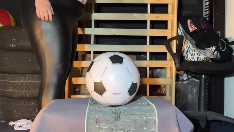 BeachBallsDuo: Economico vs costoso pallone da spiaggia? 26 palle da spiaggia testati...