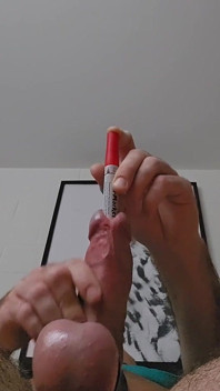 mere andkosh ko khinchte hue ek eding pen ki aavaaj