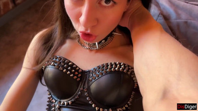 Dis Diger: Veřejné vybírání rockových dívek drsný a vysoký sex