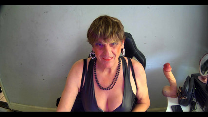 Mature Tina TV: 3680542119.mp4