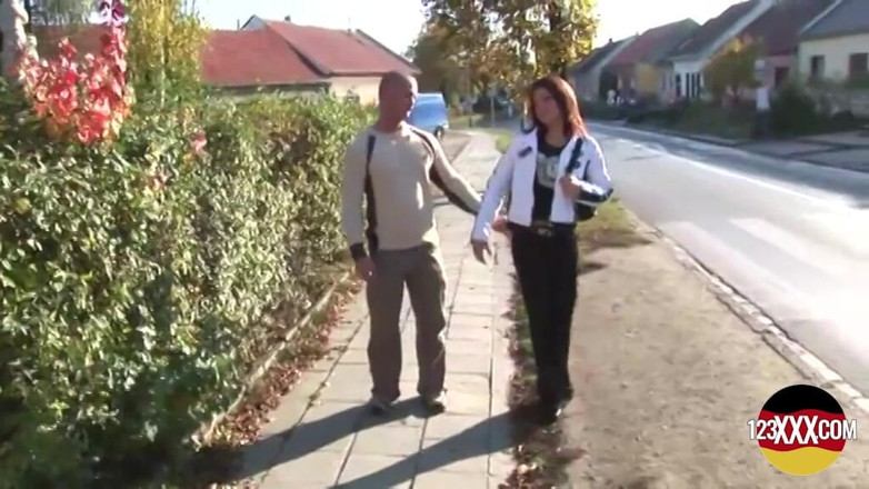 123XXX - Fucked Amateurs in Germany!: Соблазнительная европейская девушка чувствовала себя возбужденной и не возражала потрахаться с совершенно незнакомцем