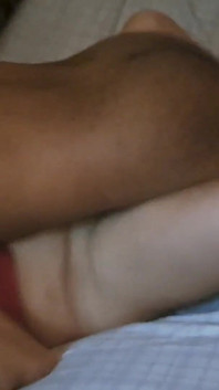 Soția este însămânțată de un negru cu o neagră masivă