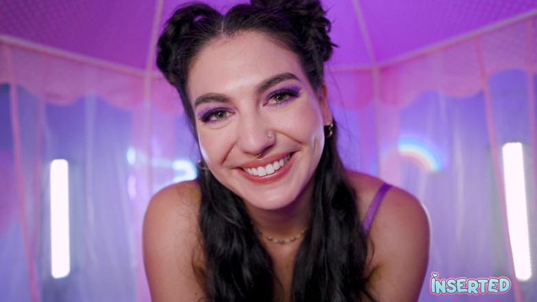 Inserted: Megan hataları için favori bir oyuncak ekledi