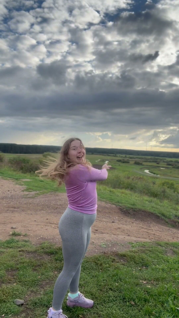Inga lillypop girl: Cute Blonde Girl