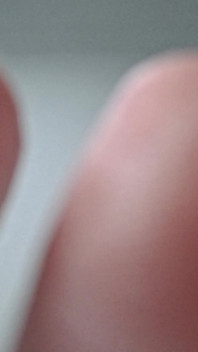 Rozmiary usług POV Mali mężczyźni wielbią stopy Giantess