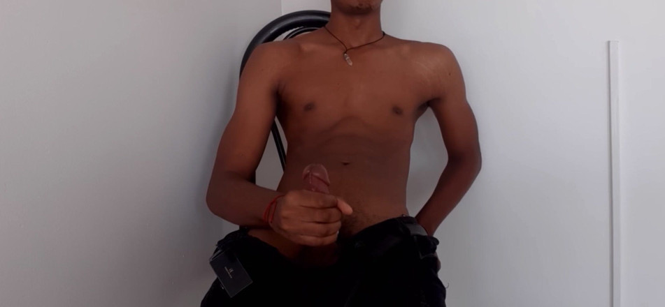 Black-2001: Salon, grosse bite noire, masturbation - branlette avec une grosse bite...