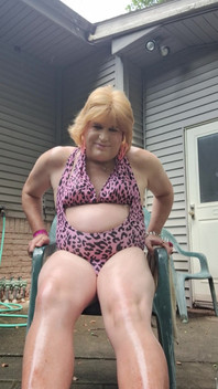 Намазанные Маслом Ноги!