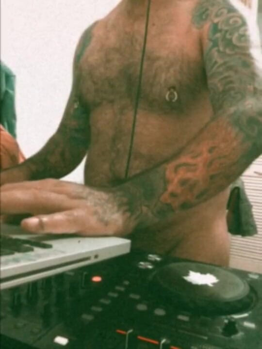 Phillholes: Horni dj