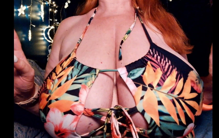 Samantha 38G: Schöne große natürliche möpse von sam38g