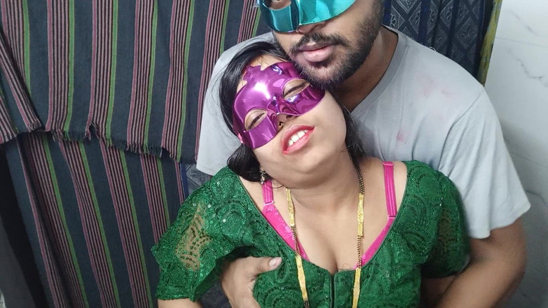 Hindi-Sex: यह असली जुनूनी सेक्स है - घर का बना, बिना खतना, कच्चा, एचडी, सुपर सेक्सी शौकिया भारतीय जोड़ा।