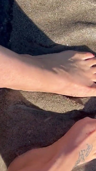 I piedi nudi di miaxxx