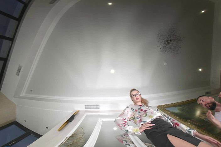 VRixxens: Under a Three