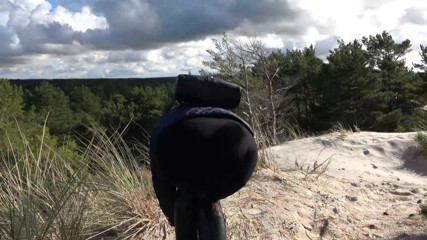 Wanilianna: Auf der sandigen dune