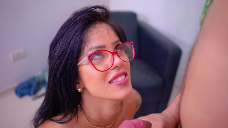 Sun7: Horny Secretary Gave Her Ass to the Boss to Get...